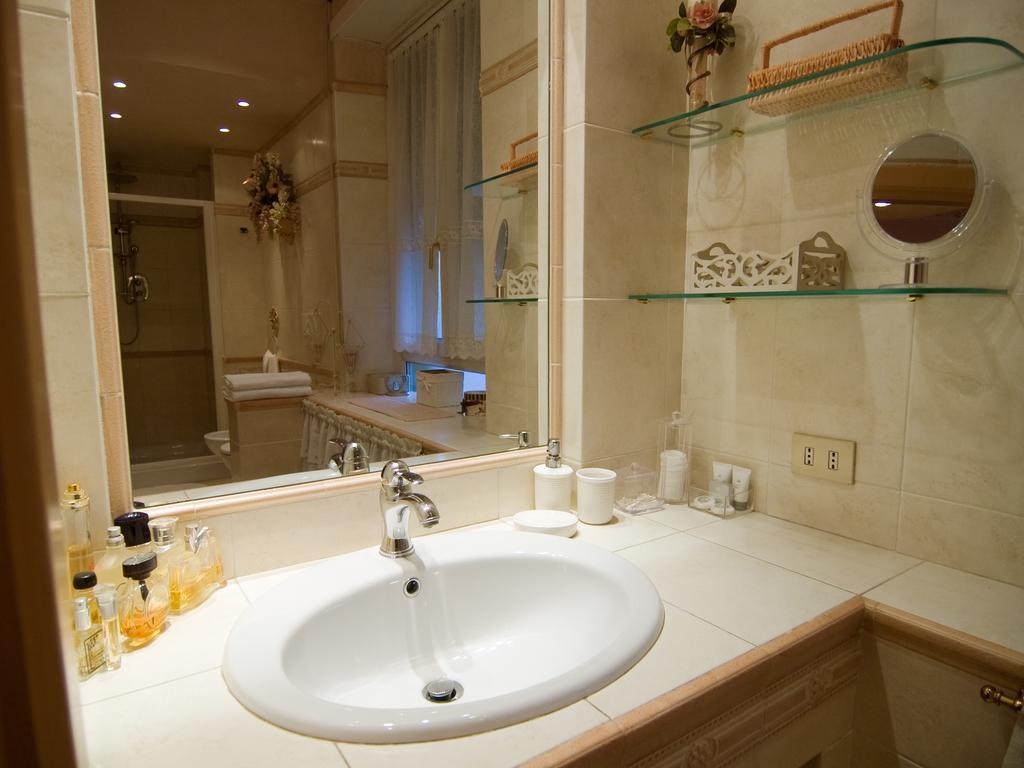 B&B Les Suites Rom Zimmer foto