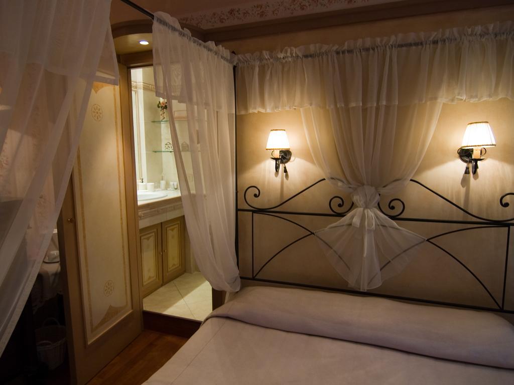 B&B Les Suites Rom Zimmer foto